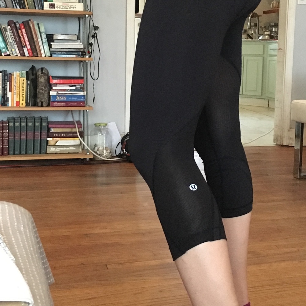 Lululemon running/workout leggings/tights